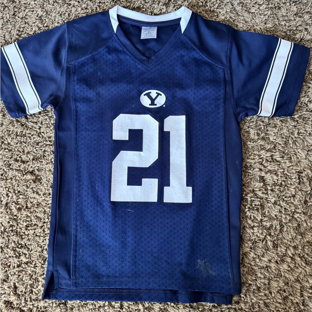 Kids BYU jersey. Great condition. XS size 4/5 kids .